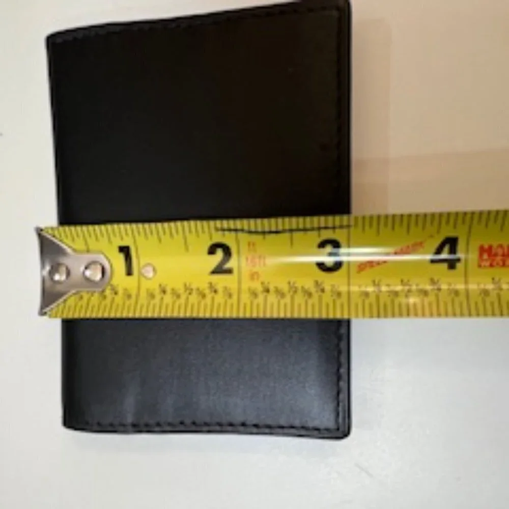 Winn International Leather Card Case Black
